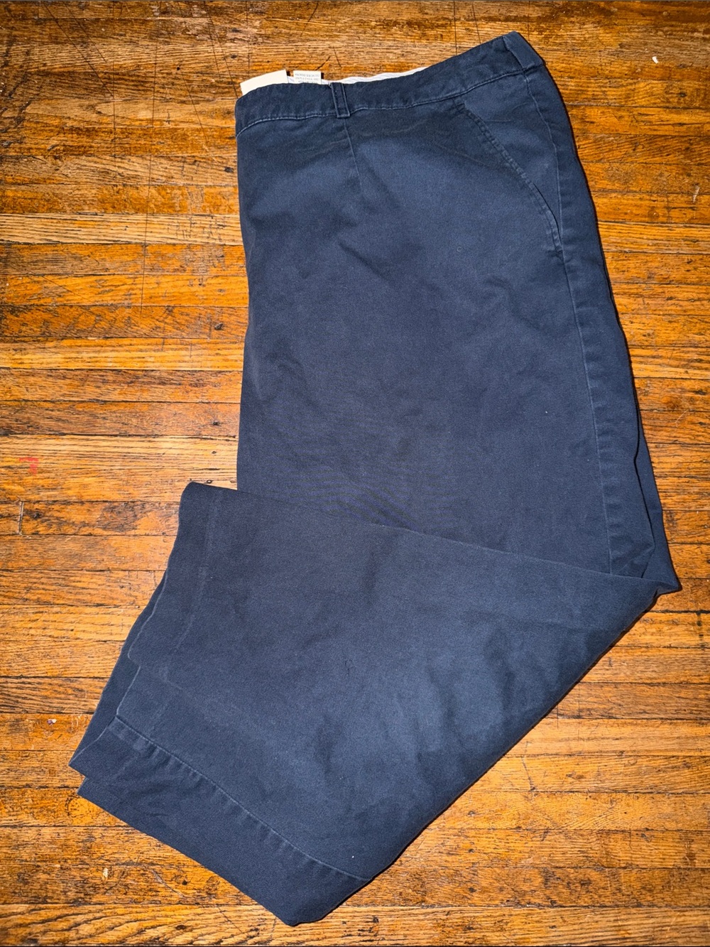 3/$15. Ladies capris 18W